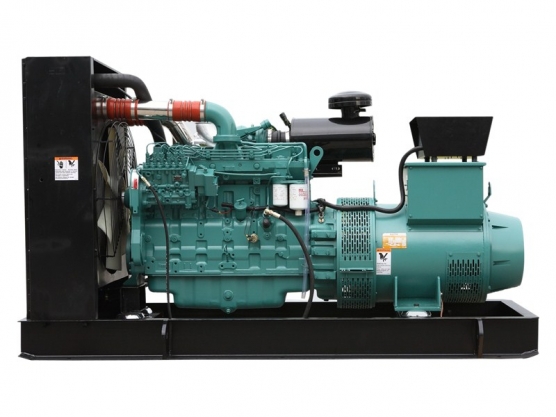 Gerador de 24kw-1800kw Cummins Engine 